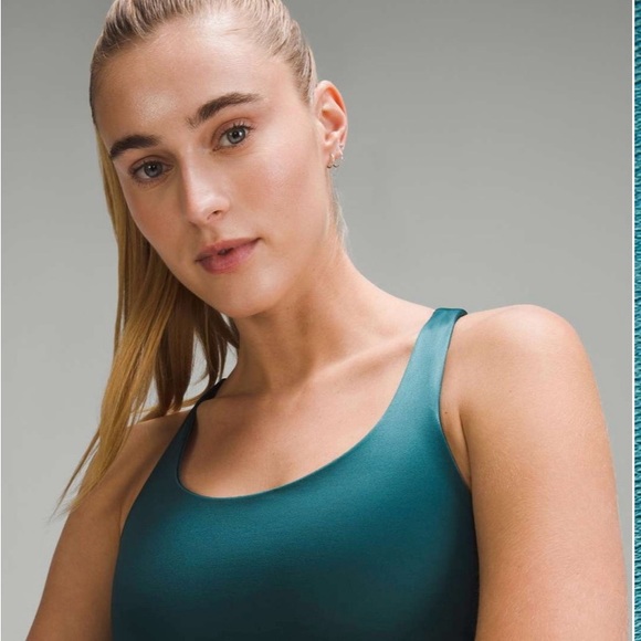 NEW Lululemon Energy Longline Bra *Medium Support, B-D Cups Foil
Storm Teal - Picture 2 of 6